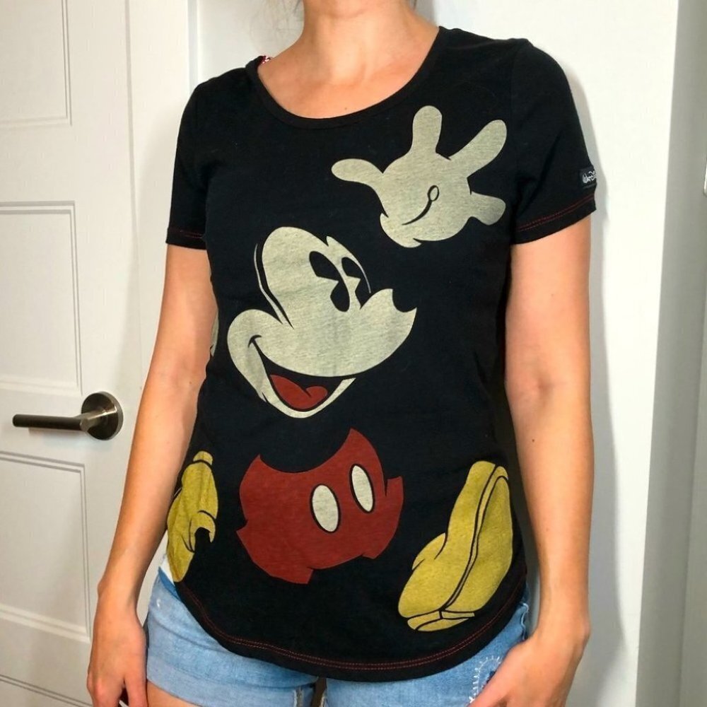 Disney Parks Walt Disney World Black Mickey ‎ T-Shirt Size Small